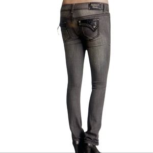 Antique Rivet studded jeans NWT Size 29